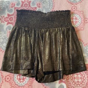 TCEC Metallic Smocked Waist short.